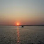 Peaceful Algarve Getaway 펜션 오양