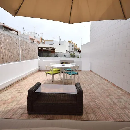 Modern In Olh O With Terrace Holiday home