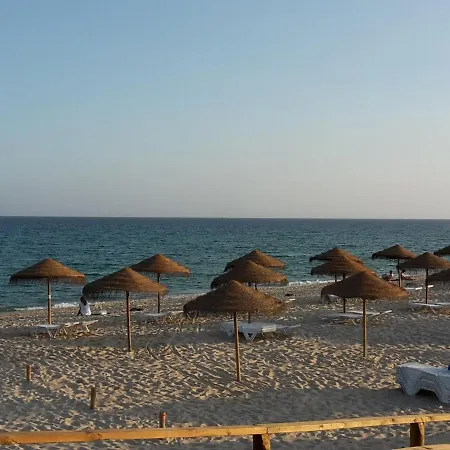 Peaceful Algarve Getaway 오양