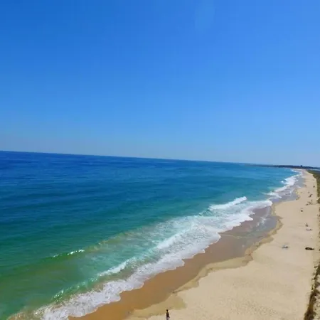 Peaceful Algarve Getaway 펜션 오양