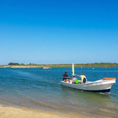 펜션 Peaceful Algarve Getaway 오양